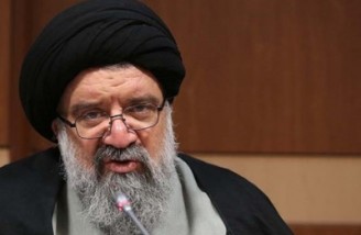 حاکم، ولی فقیه است 