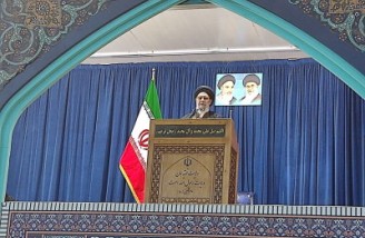 رعایت حجاب موجب می‌شود زن اذیت نشود 