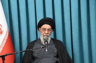 دشمن در حال توطئه است