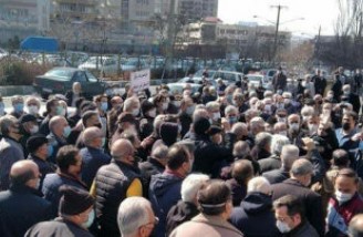 بازنشستگان تأمین اجتماعی ایران باز هم تجمع کردند