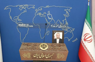 تبادل پیام با آمریکا قطع نشده است