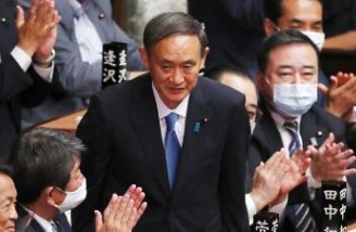 یوشیهیده سوگا نخست‌وزیر ژاپن شد