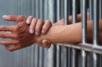آمار زندانیان در جمهوری اسلامی بالاتر از میانگین جهانی است