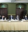 دولت ایران در تامین منابع مالی مشکل دارد