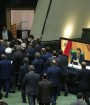 مجلس ایران ۲۰ دقیقه برای خواندن نماز آیات تعطیل شد